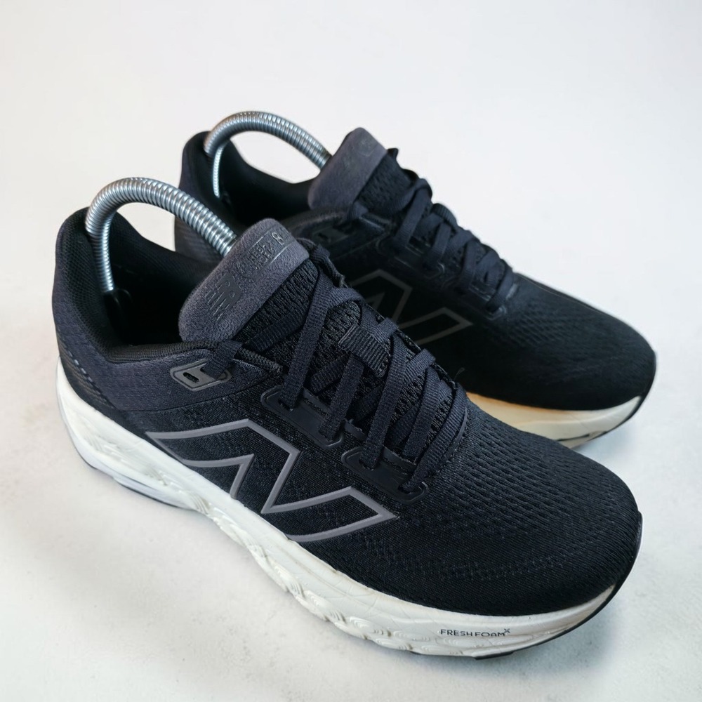 New Balance Fresh Foam 860 V14 Running Shoes Mens 7 / Womens 8.5 B *No Insoles*